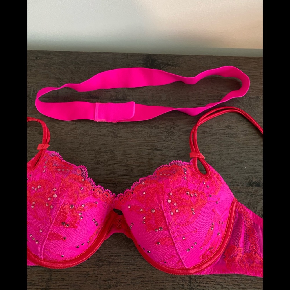 Victoria’s Secret | Sexy Little Things Bra - Picture 8 of 11